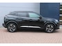 Peugeot e-2008 EV Allure 50 kWh ACHTERUITRIJCAMERA - CARPLAY - SOH 91,8%