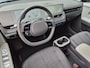 Hyundai Ioniq 5 Connect 77.4 kWh / SOH 100% / Fabrieksgarantie tot 03-2028 / Dealer onderhouden / CCS snelladen / Warmtepomp / Trekgewicht 1600 kg / WLTP bereik 507 km bereik stad 507 km / Stuur- Stoel & Achterbank verwarming / Achteruitrijcamera / Elektrische achterklep / Apple Carplay Android Auto /