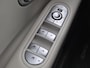 Hyundai Ioniq 5 Connect 77.4 kWh / SOH 100% / Fabrieksgarantie tot 03-2028 / Dealer onderhouden / CCS snelladen / Warmtepomp / Trekgewicht 1600 kg / WLTP bereik 507 km bereik stad 507 km / Stuur- Stoel & Achterbank verwarming / Achteruitrijcamera / Elektrische achterklep / Apple Carplay Android Auto /