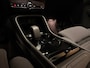 Volvo EX40 Recharge Single Motor Core 69 kWh | Trekhaak | All Season Banden | Stoel en Stuurwielverwarming | Parkeercamera | Parkeersensoren voor+achter | 19 Inch | Zitting verlenging voorstoelen | Google Infotainment | Warmtepomp | Cruise Control | Draadloos telefoon opladen | Climate Control L+R | Regensensor | Automatisch dimmende binnen en buitenspiegels | DAB Radio | Apple Carplay/Android Auto | Volvo On Call met mobiele App functie | Silver Dawn Metallic |