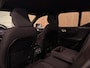 Volvo EX40 Recharge Single Motor Core 69 kWh | Trekhaak | All Season Banden | Stoel en Stuurwielverwarming | Parkeercamera | Parkeersensoren voor+achter | 19 Inch | Zitting verlenging voorstoelen | Google Infotainment | Warmtepomp | Cruise Control | Draadloos telefoon opladen | Climate Control L+R | Regensensor | Automatisch dimmende binnen en buitenspiegels | DAB Radio | Apple Carplay/Android Auto | Volvo On Call met mobiele App functie | Silver Dawn Metallic |