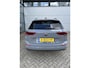 Volkswagen Golf Variant 1.0 eTSI Life Business 110 PK | Automaat | Stoelverwarming | Parkeersensoren | Navigatie | Achteruitrijcamera | Adaptive Cruise Control | Climatronic | Digital Cockpit | LED | 18" Lichtmetaal |