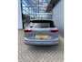 Volkswagen Golf Variant 1.0 eTSI Life Business 110 PK | Automaat | Stoelverwarming | Parkeersensoren | Navigatie | Achteruitrijcamera | Adaptive Cruise Control | Climatronic | Digital Cockpit | LED | 18" Lichtmetaal |