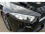 Mercedes-Benz A-klasse 180 Business Solution | NL-Auto | Cruise | Camera | Half-Leder | Navi | Stoelverwarming