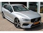 Volvo V60 2.0 B3 Momentum Advantage