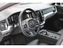 Volvo V60 2.0 B3 Momentum Advantage