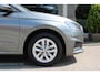 Skoda Fabia 1.0 TSI 95pk Ambition / Navigatie / LM 15 inch / LED / Parkeersensoren A / APP Connect