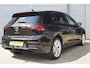 Volkswagen Golf 1.5 eHybrid 204pk Life Edition | SoH 100% | Trekhaak | Navigatie | Keyless