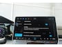 Volkswagen Golf 1.5 eHybrid 204pk Life Edition | SoH 100% | Trekhaak | Navigatie | Keyless