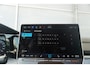 Volkswagen Golf 1.5 eHybrid 204pk Life Edition | SoH 100% | Trekhaak | Navigatie | Keyless