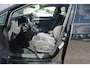 Volkswagen Golf 1.5 eHybrid 204pk Life Edition | SoH 100% | Trekhaak | Navigatie | Keyless