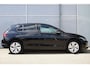 Volkswagen Golf 1.5 eHybrid 204pk Life Edition | SoH 100% | Trekhaak | Navigatie | Keyless