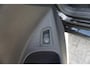 Volkswagen Golf 1.5 eHybrid 204pk Life Edition | SoH 100% | Trekhaak | Navigatie | Keyless