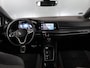Volkswagen Golf 1.5 eTSI R-Line 130 pk Automaat (DSG) | Navigatie via App | Parkeersensoren | Autom. airco | LED koplampen | R-Line |
