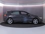 Volkswagen Golf 1.5 eTSI R-Line 130 pk Automaat (DSG) | Navigatie via App | Parkeersensoren | Autom. airco | LED koplampen | R-Line |