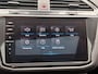 Volkswagen Tiguan 1.4 TSI eHybrid R-Line Business+ | Trekhaak | Carplay | Stoelverwarming | Adaptieve Cruise/Control | Panoramadak