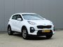 Kia Sportage 1.6 GDI DynamicLine | Trekhaak | Achteruitrijcamera | Stoelverwarming | Stuurverwarming | Navigatie | Carplay | DAB