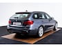 BMW 3-Serie Touring 318i High Executive M-sport - Panoramadak - Leder - Camera - Navigatiesysteem Professional - HiFi System - Stoelverwarming