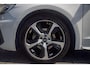 Audi A1 Sportback 35 TFSI 150pk S-tronic S edition | Stoelverwarming | Parkeersensoren | 17" Velgen