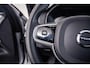 Volvo XC90 2.0 T8 Recharge AWD R-Design Panoramadak - Trekhaak - B&W - Luchtvering - Head up - achterbank verwarmd - Visual Park Assist - Parkeerverwarming met timer - Verwarmbaar stuurwiel -
