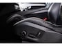 Volvo XC90 2.0 T8 Recharge AWD R-Design Panoramadak - Trekhaak - B&W - Luchtvering - Head up - achterbank verwarmd - Visual Park Assist - Parkeerverwarming met timer - Verwarmbaar stuurwiel -