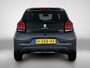 Peugeot 108 Active Pack Premium 1.0 e-VTi 72pk | Lage kilometerstand! | Airco | Elektrische ramen & spiegels | Centrale portiervergrendeling | Bluetooth | Radio/MP3 speler met stuurbediening | Donker getint glas | Lederen stuurwiel | Zuinig en voordelig autorijden! |