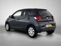 Peugeot 108 Active Pack Premium 1.0 e-VTi 72pk | Lage kilometerstand! | Airco | Elektrische ramen & spiegels | Centrale portiervergrendeling | Bluetooth | Radio/MP3 speler met stuurbediening | Donker getint glas | Lederen stuurwiel | Zuinig en voordelig autorijden! |