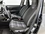 Peugeot 108 Active Pack Premium 1.0 e-VTi 72pk | Lage kilometerstand! | Airco | Elektrische ramen & spiegels | Centrale portiervergrendeling | Bluetooth | Radio/MP3 speler met stuurbediening | Donker getint glas | Lederen stuurwiel | Zuinig en voordelig autorijden! |