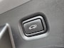 Hyundai Ioniq 5 Lounge 77.4 kWh / SOH 99,1% / Dealer onderhouden / Fabrieksgarantie tot 04-2028 / Trekhaak afneembaar / CCS snelladen / Rondomzicht camera / Trekgewicht 1600 kg / Stuur- Stoel & Achterbank verwarming / Adaptief cruise control / Stoelventilatie / Elektrische achterklep /
