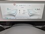Hyundai Ioniq 5 Lounge 77.4 kWh / SOH 99,1% / Dealer onderhouden / Fabrieksgarantie tot 04-2028 / Trekhaak afneembaar / CCS snelladen / Rondomzicht camera / Trekgewicht 1600 kg / Stuur- Stoel & Achterbank verwarming / Adaptief cruise control / Stoelventilatie / Elektrische achterklep /