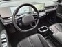 Hyundai Ioniq 5 Lounge 77.4 kWh / SOH 99,1% / Dealer onderhouden / Fabrieksgarantie tot 04-2028 / Trekhaak afneembaar / CCS snelladen / Rondomzicht camera / Trekgewicht 1600 kg / Stuur- Stoel & Achterbank verwarming / Adaptief cruise control / Stoelventilatie / Elektrische achterklep /