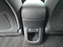 Hyundai Ioniq 5 Lounge 77.4 kWh / SOH 99,1% / Dealer onderhouden / Fabrieksgarantie tot 04-2028 / Trekhaak afneembaar / CCS snelladen / Rondomzicht camera / Trekgewicht 1600 kg / Stuur- Stoel & Achterbank verwarming / Adaptief cruise control / Stoelventilatie / Elektrische achterklep /