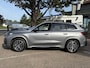 BMW iX1 xDrive30 67 kWh FROZEN PURE panodak