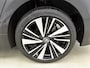 Toyota Corolla Touring Sports Hybrid 140 Dynamic | NL-Auto | Parkeersensoren | Half leder |