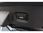 Hyundai Ioniq 5 Lounge 77.4 kWh 228 PK | Fabrieksgarantie & SOH 99,7% | Nette en zeer complete IONIQ 5 (dealer onderhouden)