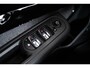 MINI Clubman 1.5 One Classic LED koplampen - PDC - Navigatie - Airco - 17 inch - Cruise Control - Sportstoelen