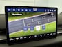 Volkswagen ID.3 Neo Life 50 kWh 170 PK | Steunhaak | Navigatie | Apple Carplay draadloos | Stoelverwarming | Ruiten getint | 19" Lichtmetalen velgen | Android Auto draadloss | LED verlichting | Camera | Climate control | Dodehoek sensoren |