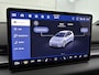 Volkswagen ID.3 Neo Life 50 kWh 170 PK | Steunhaak | Navigatie | Apple Carplay draadloos | Stoelverwarming | Ruiten getint | 19" Lichtmetalen velgen | Android Auto draadloss | LED verlichting | Camera | Climate control | Dodehoek sensoren |