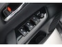 Toyota Prius 1.8 Plug-in Business Plus | Navigatie | JBL | Dodehoek detectie | Stoelverwarming | Head-up display | LED | Keyless | Adaptive Cruise | Parkeersensoren voor/achter | Camera | Clima | 15 inch | Rijstrooksensor | Bluetooth