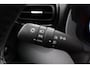 Toyota Yaris Cross 1.5 Hybrid Dynamic | Apple Carplay / Android Auto | Keyless | Adaptive Cruise | Clima | Parkeersensoren voor | Camera | Full LED | 17 inch