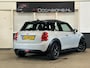 MINI Cooper 3-Deurs 1.5 Business PANODAK + LEER!