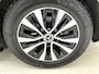 Mercedes-Benz A-klasse 180 Star Edition Led Koplampen | Parkeerpakket met achteruitrijcamera | Dodehoekassistent | Elektrisch inklapbare buitenspiegels. Inclusief 24 maanden Mercedes-Benz Certified garantie voor Europa.