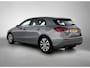 Mercedes-Benz A-klasse 180 Star Edition Led Koplampen | Parkeerpakket met achteruitrijcamera | Dodehoekassistent | Elektrisch inklapbare buitenspiegels. Inclusief 24 maanden Mercedes-Benz Certified garantie voor Europa.