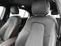 Mercedes-Benz A-klasse 180 Star Edition Led Koplampen | Parkeerpakket met achteruitrijcamera | Dodehoekassistent | Elektrisch inklapbare buitenspiegels. Inclusief 24 maanden Mercedes-Benz Certified garantie voor Europa.