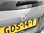 Mercedes-Benz A-klasse 180 Star Edition Led Koplampen | Parkeerpakket met achteruitrijcamera | Dodehoekassistent | Elektrisch inklapbare buitenspiegels. Inclusief 24 maanden Mercedes-Benz Certified garantie voor Europa.