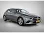 Mercedes-Benz A-klasse 180 Star Edition Led Koplampen | Parkeerpakket met achteruitrijcamera | Dodehoekassistent | Elektrisch inklapbare buitenspiegels. Inclusief 24 maanden Mercedes-Benz Certified garantie voor Europa.