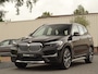 BMW X1 xDrive20i M-Sportstuur | HUD | 4x4 | BTW-Auto | Sportst. | X-line | FullOption