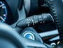 Toyota Yaris Cross 1.5 Hybrid Executive Bi-Tone | Origineel NL | Trekhaak | Achteruitrijcamera | Adaptieve Cruise Control | Dode Hoek Detectie | JBL Premium Audio | Stoelverwarming | Navigatie | Metallic Lak | Climate Control |