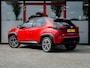 Toyota Yaris Cross 1.5 Hybrid Executive Bi-Tone | Origineel NL | Trekhaak | Achteruitrijcamera | Adaptieve Cruise Control | Dode Hoek Detectie | JBL Premium Audio | Stoelverwarming | Navigatie | Metallic Lak | Climate Control |