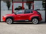 Toyota Yaris Cross 1.5 Hybrid Executive Bi-Tone | Origineel NL | Trekhaak | Achteruitrijcamera | Adaptieve Cruise Control | Dode Hoek Detectie | JBL Premium Audio | Stoelverwarming | Navigatie | Metallic Lak | Climate Control |
